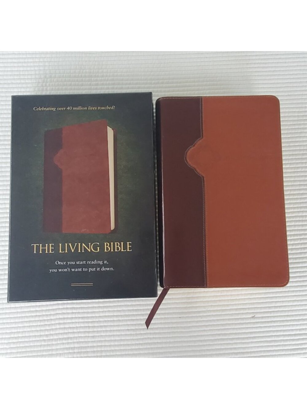 The Living Bible In Box Peraphrased 1971 Maps Tyndale Brown 9"x6"
